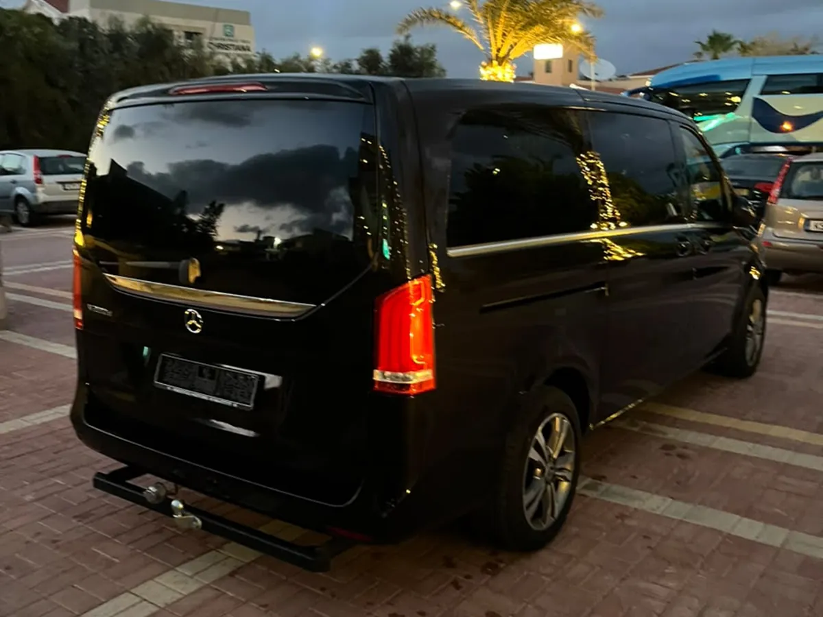 Mercedes V Class — photo 2