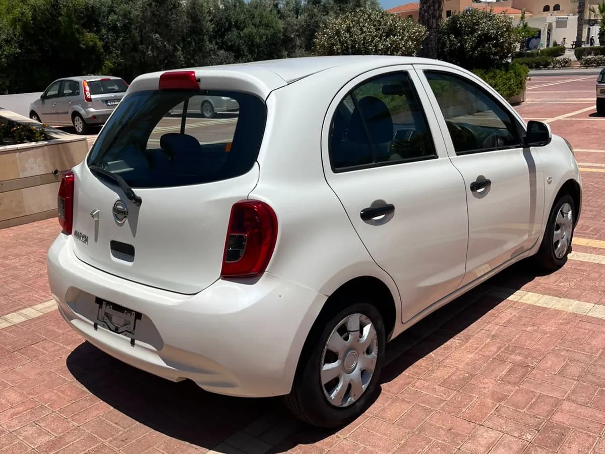 Nissan March — photo 2